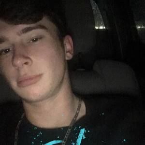 Meet your Posher, Tyler